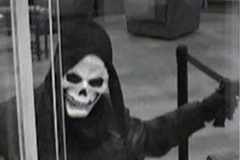 Atiradores com máscara de caveira executam rapaz em Ponta Grossa