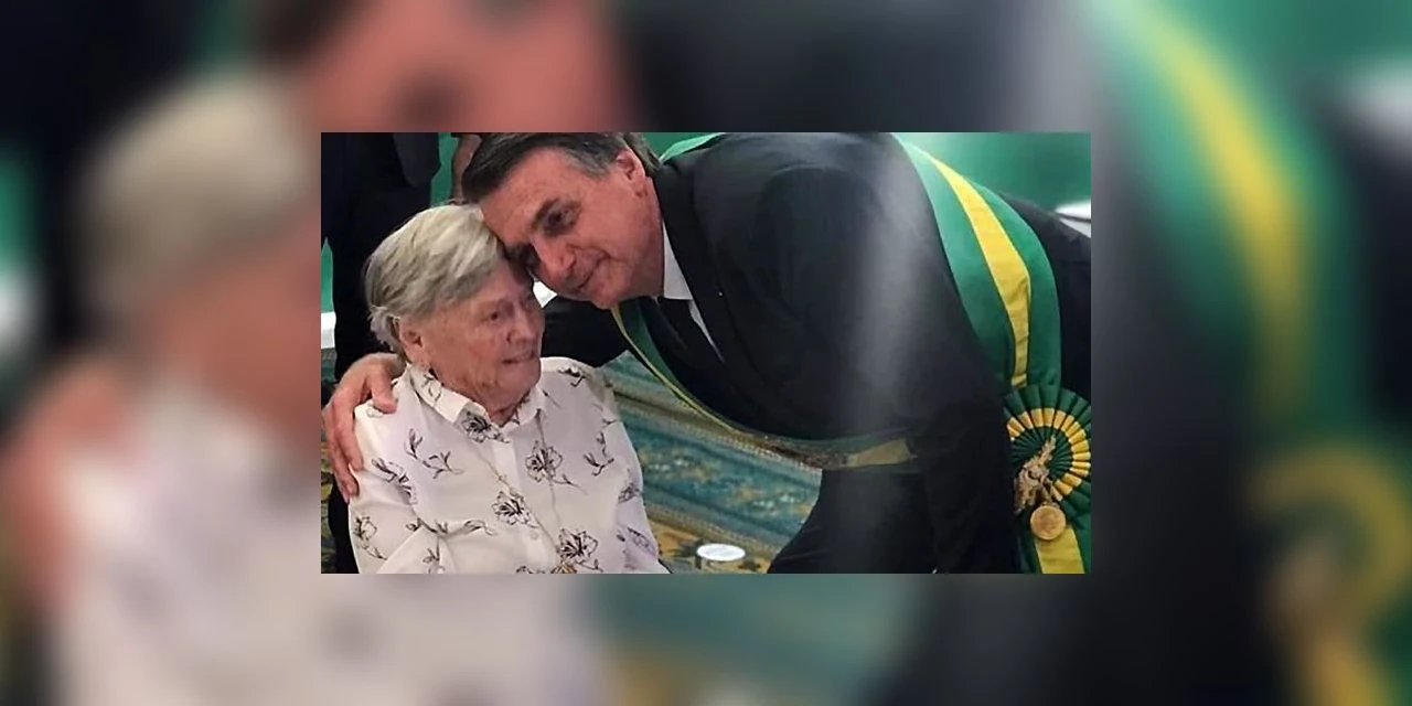 Mãe do Presidente Jair Bolsonaro é sepultada em Eldorado (SP)
