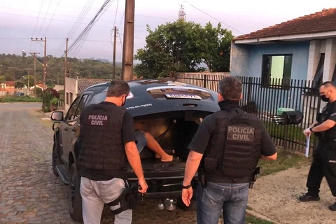 Operação policial mira o tráfico de drogas e homicídios em Irati