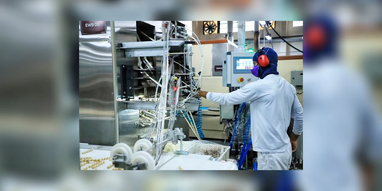 Comércio e indústria representam 55% dos empregos formais gerados no Paraná em 2021