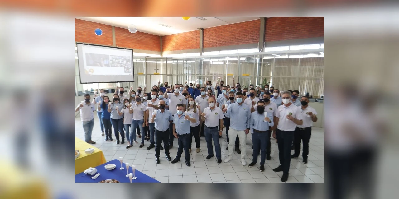 Tratornew comemora 60 anos da Cooperativa Cocari