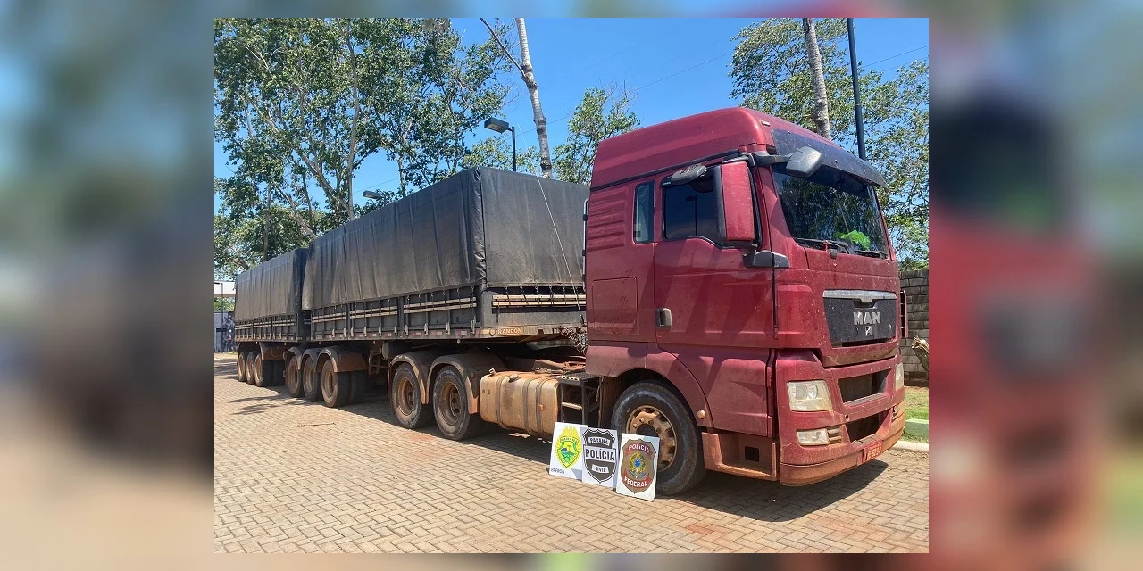Operação em conjunto apreende caminhão com 1,2 mil caixas de cigarros, no Paraná