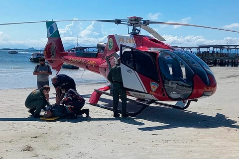 BPMOA leva vítima de AVC da Ilha do Mel a hospital de Paranaguá em sete minutos