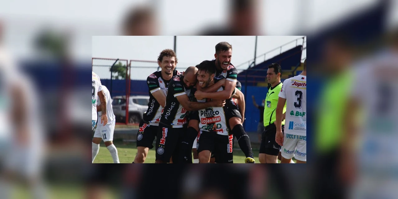 Operário e Cianorte ficam no empate pelo Paranaense