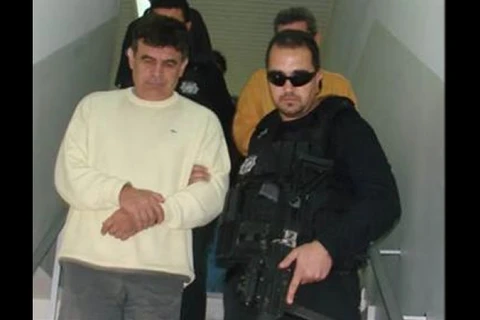 Foragido da justiça, ex-presidente da FPF, Onaireves Moura é preso pela PF