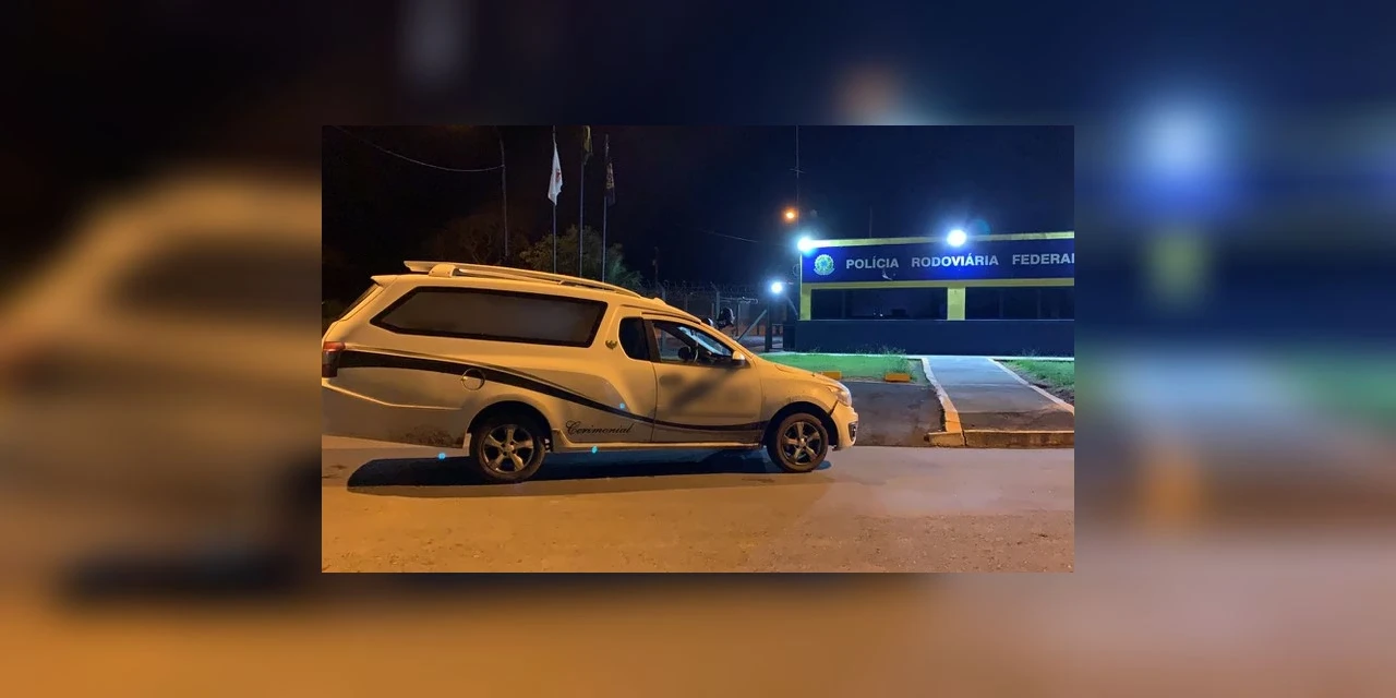 Motorista de funerária com mandado de prisão é preso transportando corpo em MG
