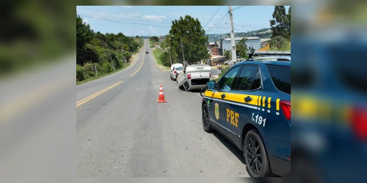 Colisão entre dois automóveis em Irati deixa cinco pessoas com ferimentos