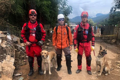 Defesa Civil do Paraná auxilia em ações de resgate em Petrópolis