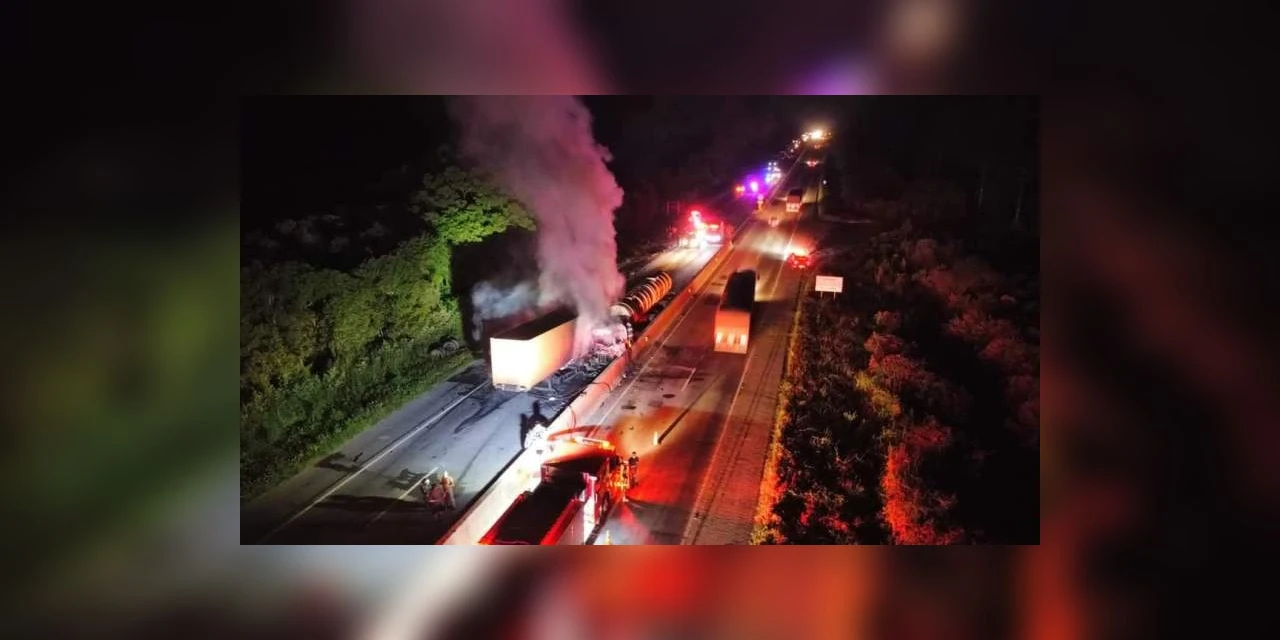 Caminhão explode após acidente entre cinco veículos, na BR-277, em São José dos Pinhais