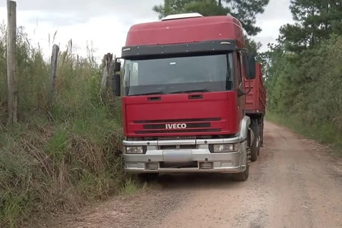 Caminhoneiro é rendido em tentativa de assalto, em Ponta Grossa