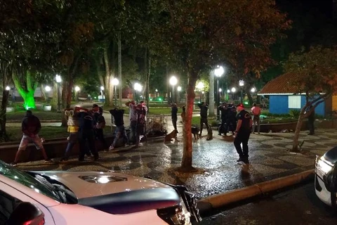 “Vou fumar crack, não to nem ai”; diz usuária de drogas durante abordagem da GM