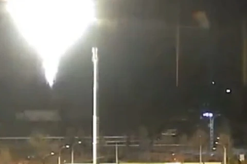 Usina Nuclear de Zaporizhzhia, na Ucrânia, está em chamas após ser atacada por forças russas