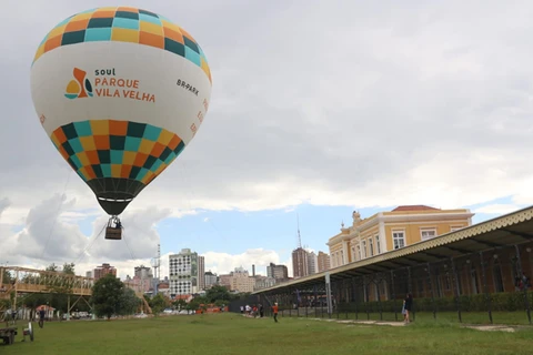 Parque Ambiental recebe atividade com balão estacionário