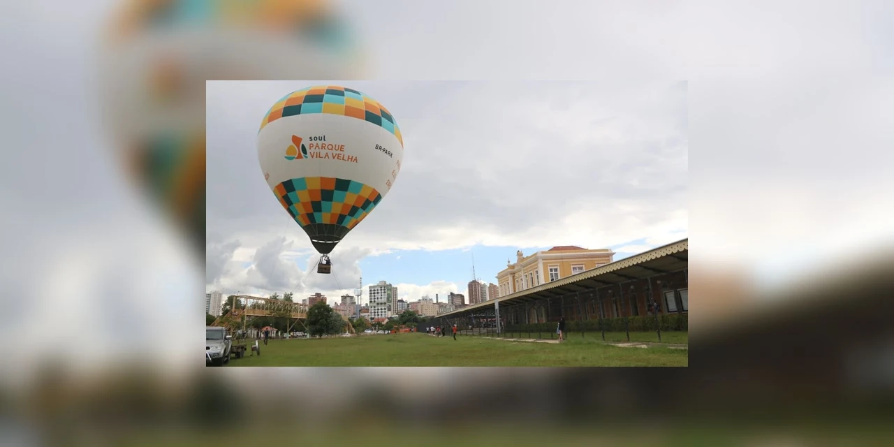 Parque Ambiental recebe atividade com balão estacionário