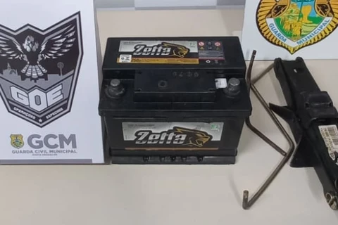 Homem é flagrado com objetos furtados de oficina mecânica, em PG