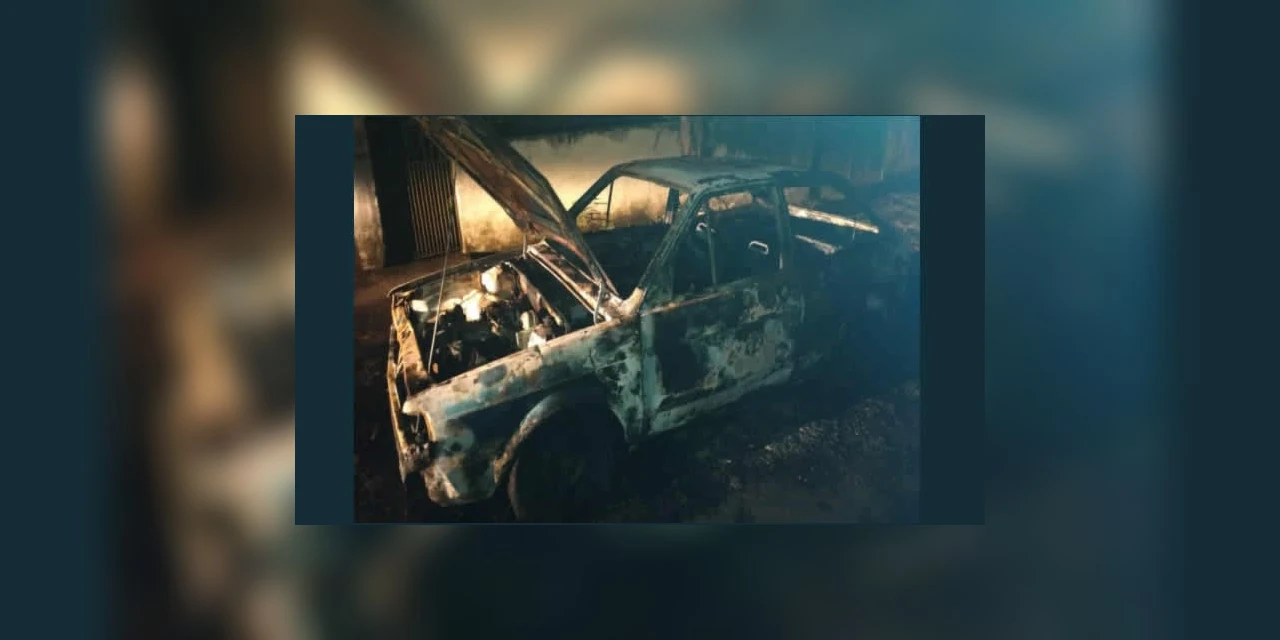 Carro furtado durante a madrugada é localizado queimado no Contorno, em PG