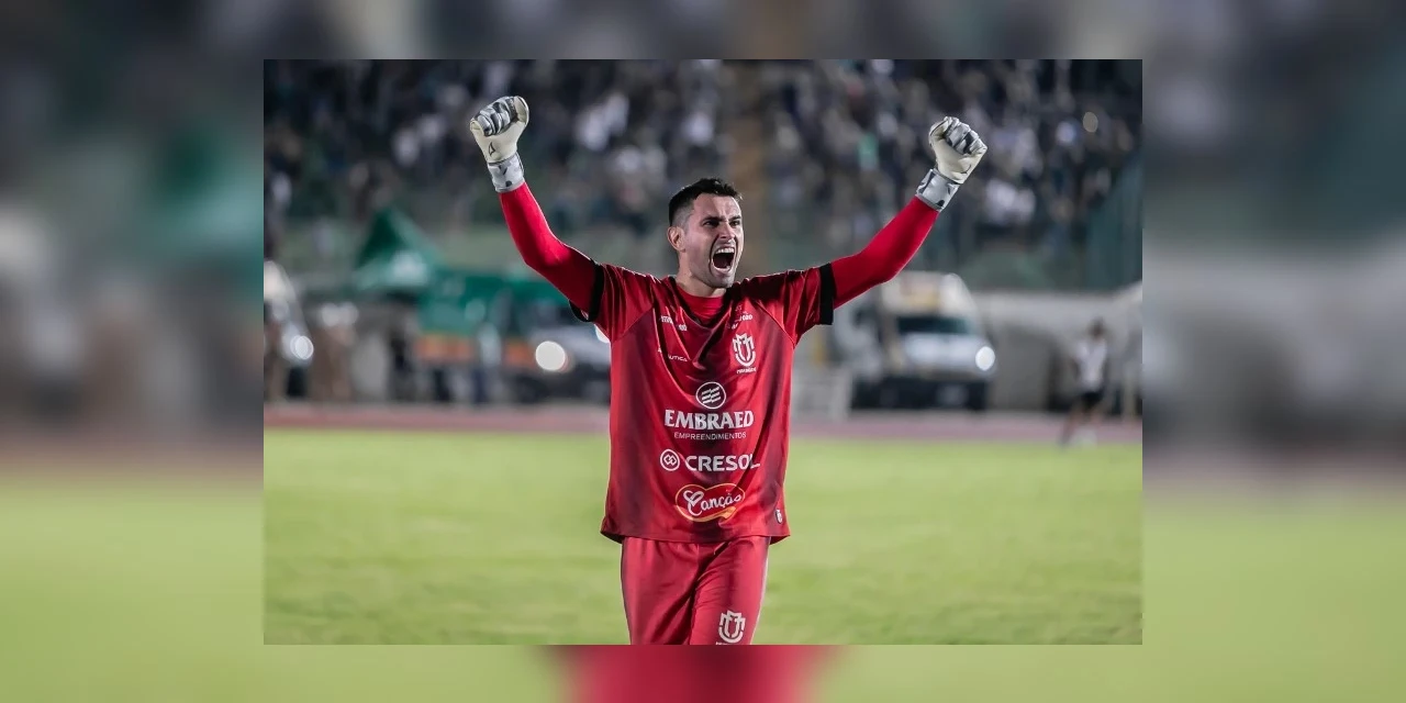 Maringá FC vence o Operário nos pênaltis e está na final do Campeonato Paranaense 2022