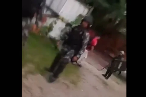 Vídeo mostra ação de policiais contra casal durante confusão no fim do Athletiba; assista!