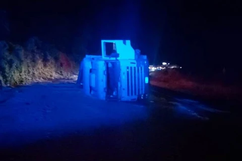 Caminhão tomba e motorista fica em estado grave, na BR-373 em Imbituva.
