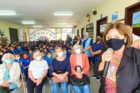 Guaragi comemora o aniversário da Escola Maria Elvira Justus Schmidt