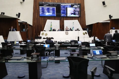 Pacote do Poder Executivo para funcionalismo avança na Assembleia