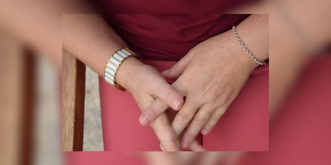 Homem é preso acusado de agredir a companheira com socos e chutes, em PG