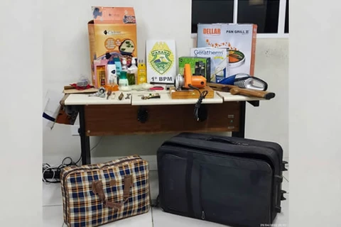 Ladrões são presos em flagrante após furto em residência na Vila Estrela, em PG