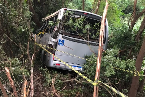 Acidente com ônibus deixa 7 mortos e outras 13 pessoas feridas; em Marechal Cândido Rondon