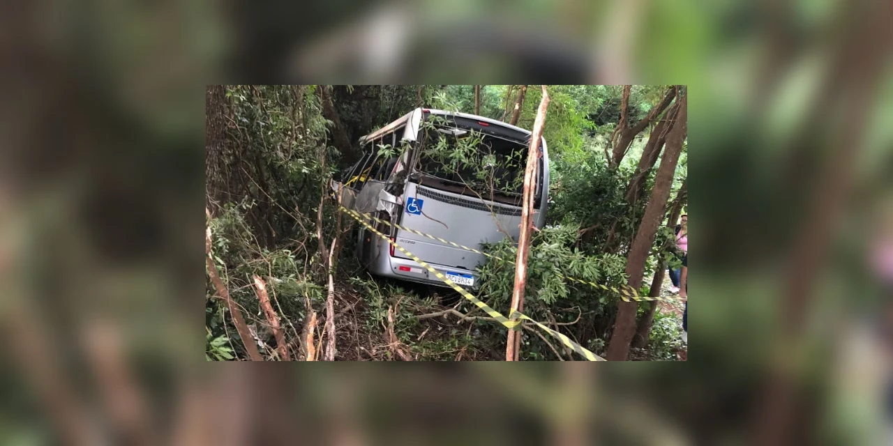 Acidente com ônibus deixa 7 mortos e outras 13 pessoas feridas; em Marechal Cândido Rondon