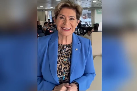 Elizabeth anuncia Centro da Criança, UPA Uvaranas e reforma de 15 unidades de saúde