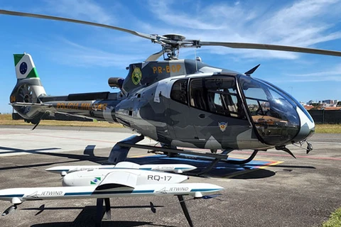 Governo conhece novo modelo de drone que pode auxiliar operações da PM e do Corpo de Bombeiros