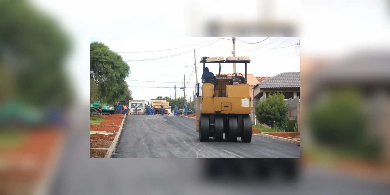 Prefeita Elizabeth anuncia mais 350 quadras de asfalto