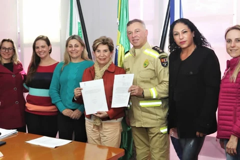 Prefeitura recebe doação de equipamentos da Associação Pró Pronto Socorro