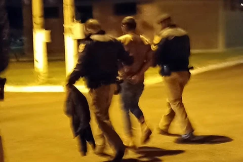 Filho erra o tiro e mata a própria mãe com tiro no peito no Paraná