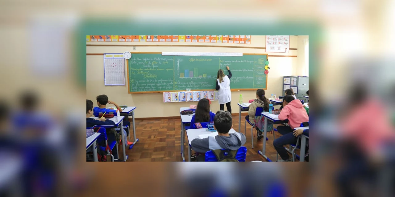 Prefeitura realiza concurso para professores com 2,6 mil inscritos