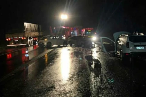 Acidente entre três veículos deixa uma vitima fatal e outras três com ferimentos, em Teixeira Soares