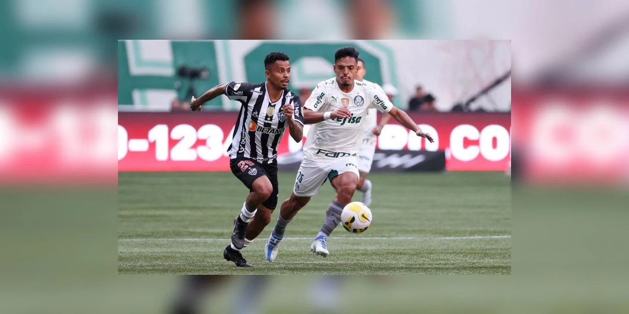 Palmeiras e Galo empatam e Corinthians assume liderança