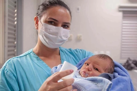 Maternidade da UEPG realiza 1.300 atendimentos mensais em obstetrícia