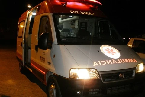 Mulher é presa após esfaquear marido, em PG