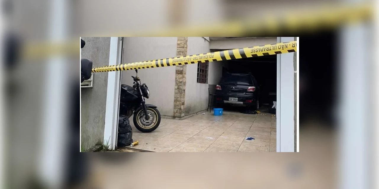 "QG" do crime tinha veículo blindado e planejamento da tentativa de roubo a empresa de valores em Guarapuava, diz policia