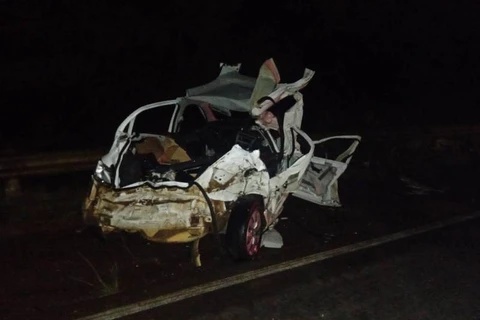 Colisão entre carro e caminhão faz vítima fatal na PR-170