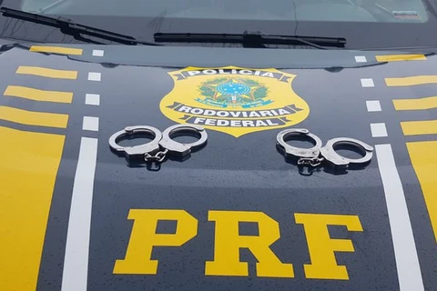 PRF prende dois foragidos na região dos Campos Gerais no Paraná