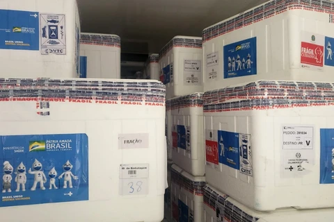 Paraná recebe mais 640 mil doses de reforço contra Covid-19 para população acima de 18 anos