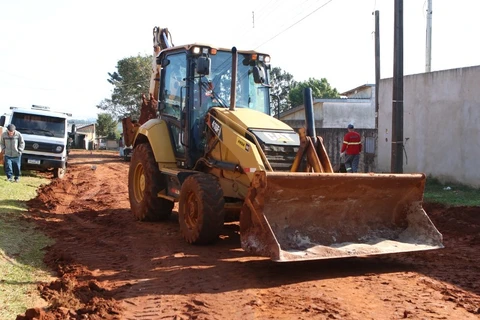 R$ 8 milhões: Prefeitura inicia obras do Programa Asfalto Novo no San Martin