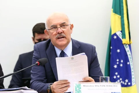 Ex-ministro da Educação Milton Ribeiro e pastores são alvos de operação da PF por esquema de liberação de verba