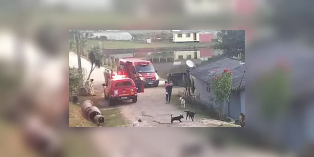 Homem fica em estado grave ao salvar criança de morrer afogada