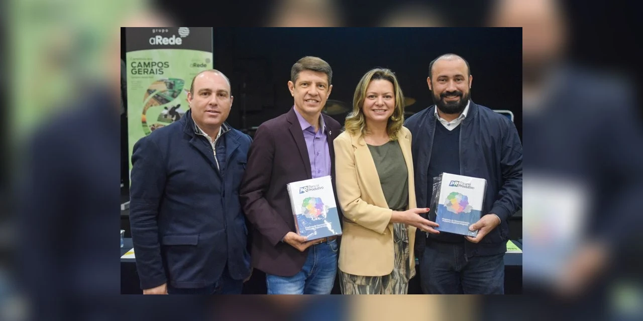 Municípios dos Campos Gerais recebem planos de desenvolvimento integrado