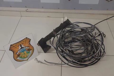 Dupla é presa após furto de fios elétricos em praça; diz GCM