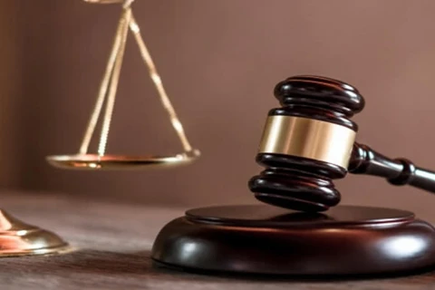 Justiça condena homem a 40 anos de prisão pela morte da ex-mulher na frente dos filhos