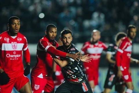 Operário perde mais uma em casa e fica próximo da zona de rebaixamento